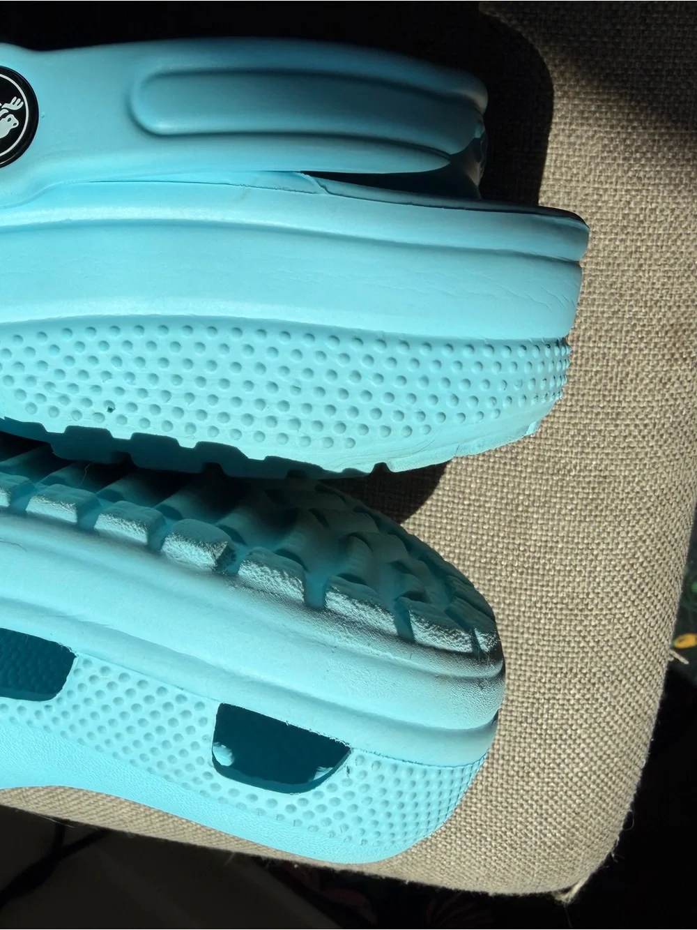⚡ Make a Splash in Turbo Teal! Authentic Crocs Classic Clogs (Size M11)